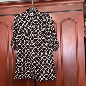 Charter Club Long Button Up Front Adjustable Sleeve Shirt Size Medium